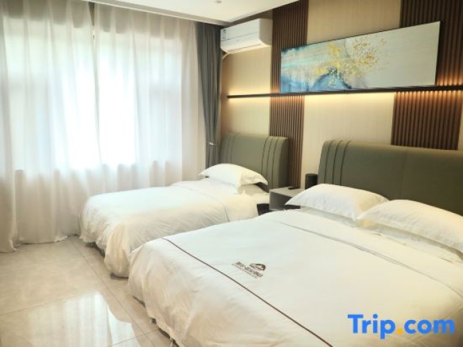 1 Bedroom Family Suite