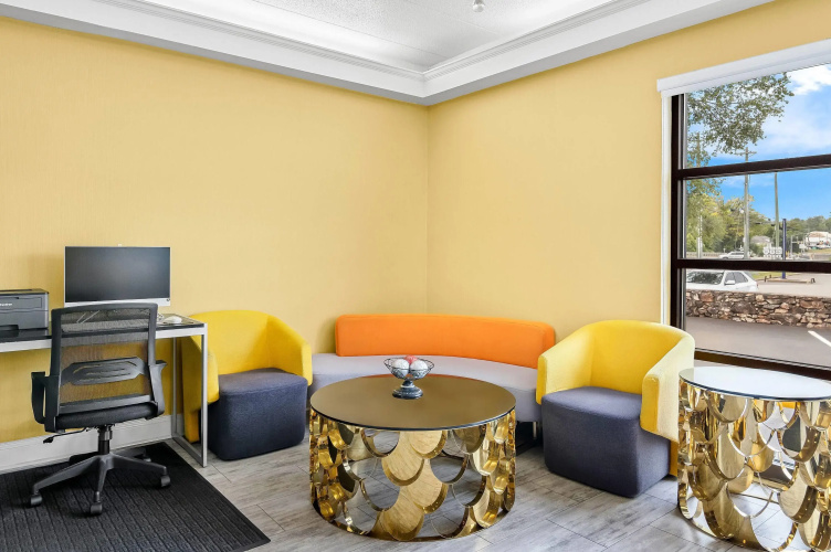 Days Inn by Wyndham Salem