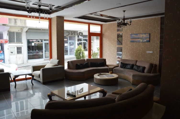 Dinc Hotel