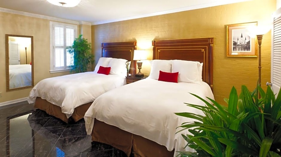Superior Quadruple room