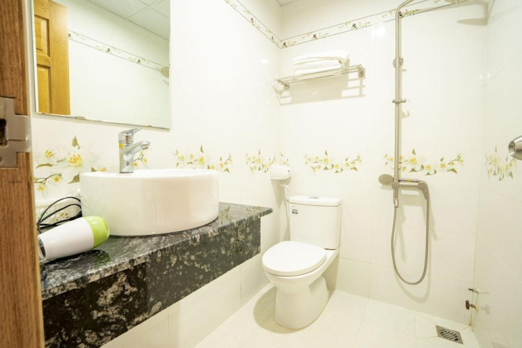 Duc Cuong Hotel