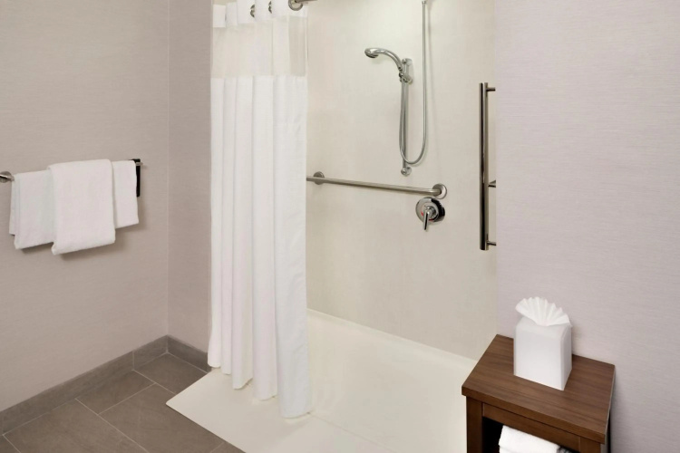 Courtyard by Marriott Stamford Downtown