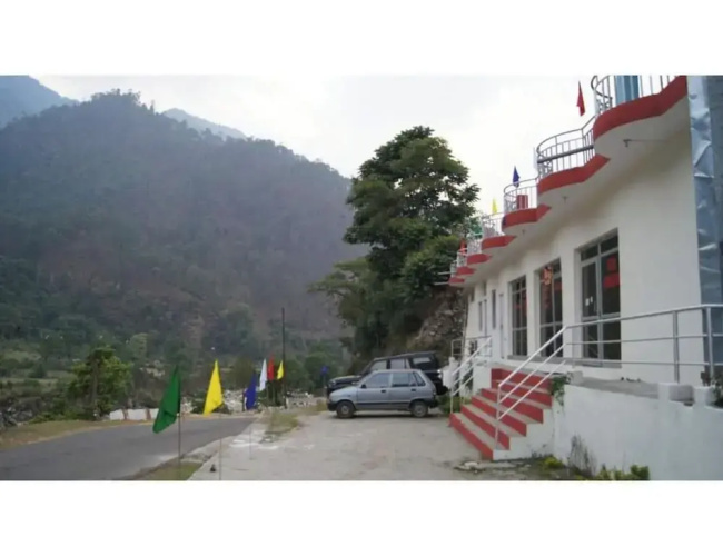 Hotel Dev Darshan & Restaurant