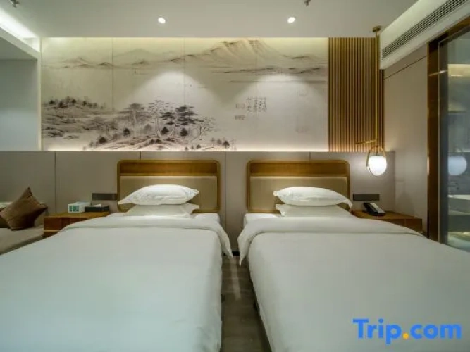 Standard Twin room with balcony and with view