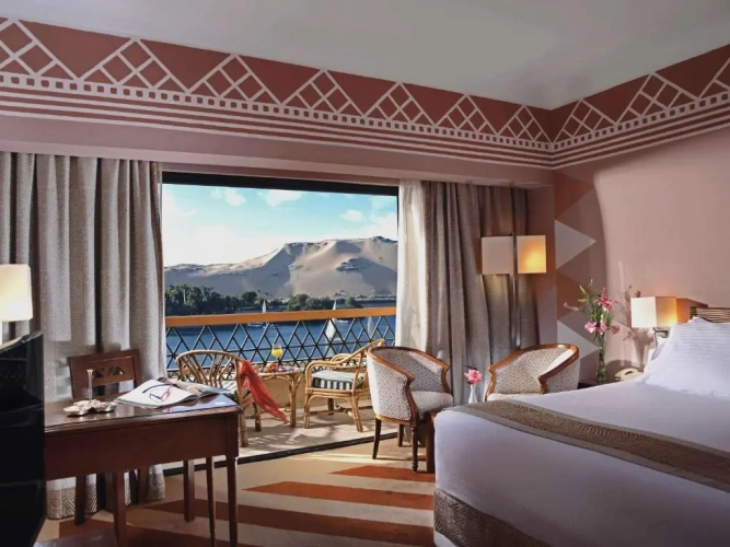 Presidential Nile View Suite