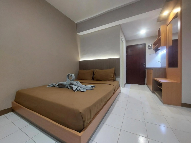 Emerald Apartel
