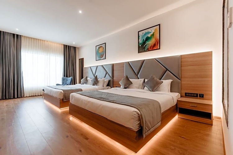 Executive Suite