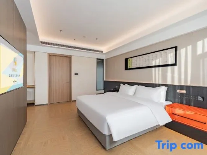 Deluxe Suite with view