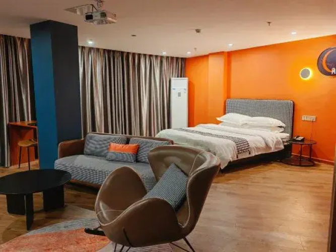 Z Hotel