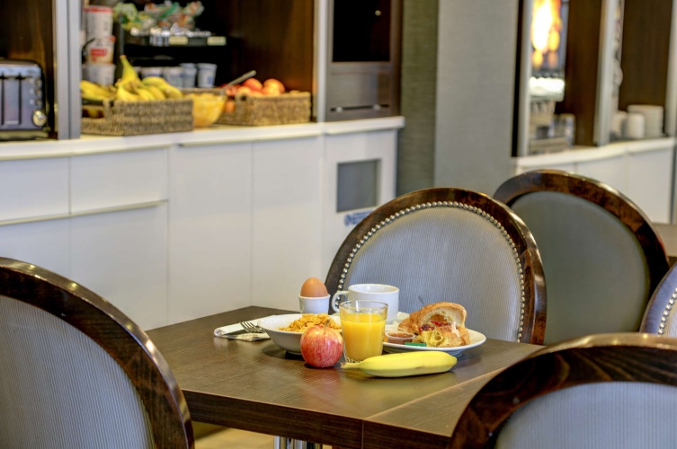 Best Western Buckingham Palace Rd photo 15