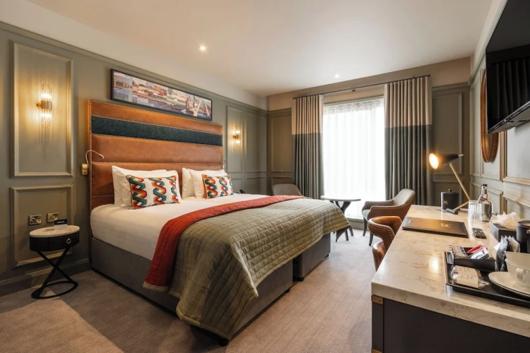 Deluxe Twin room