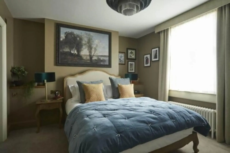 Broadstreet Townhouse