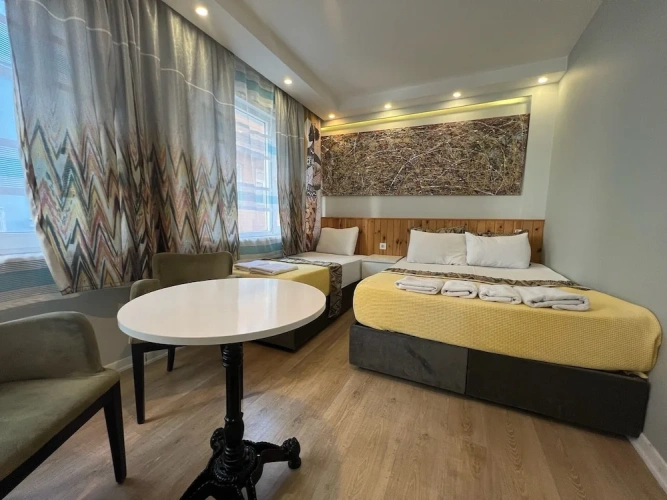 Economy Triple room
