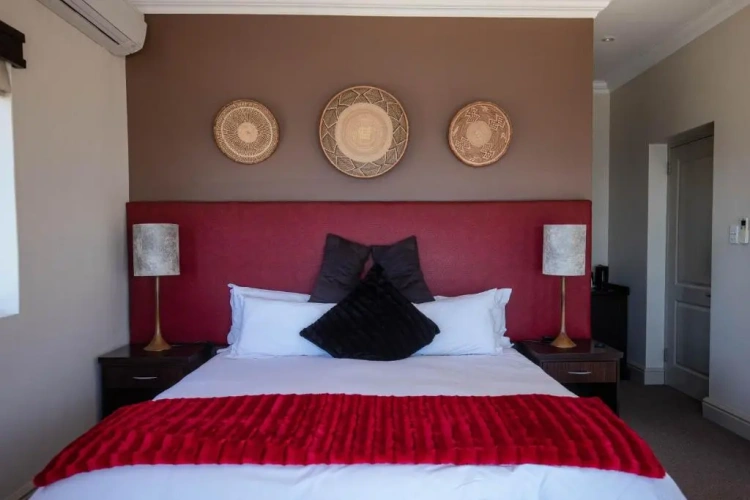 Luxury Suite