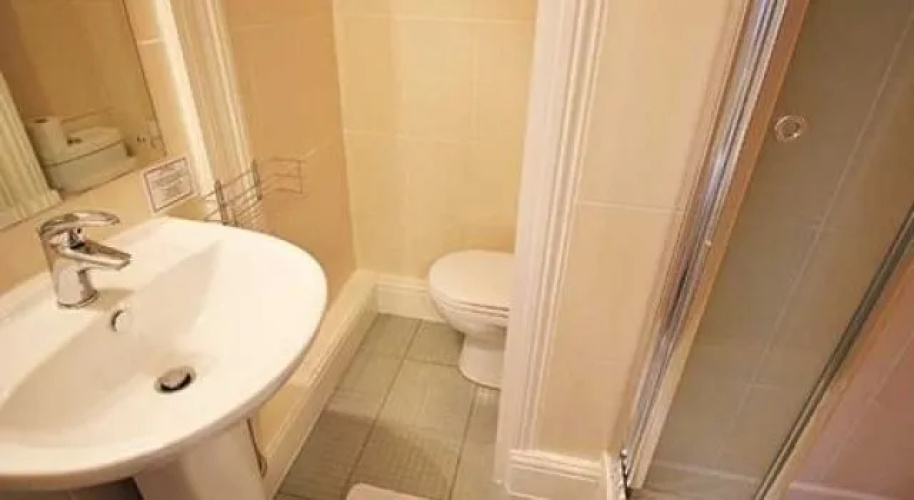 Golden Fleece B&B