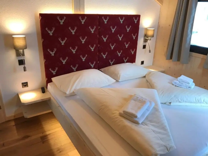 4 Bedrooms Cottage