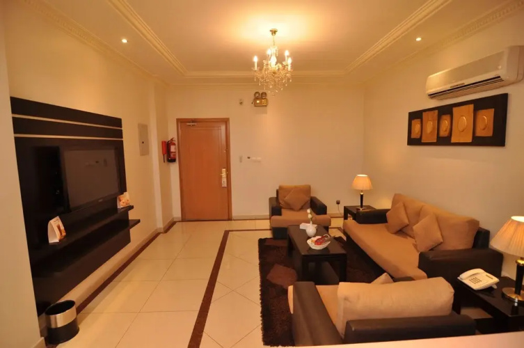 Nelover Hotel Al Rawdah