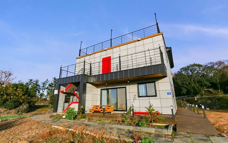 Starlight House