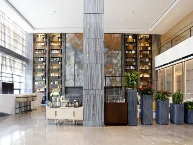 Carlstun International Hotel