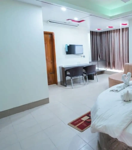 Superior Double room with city view