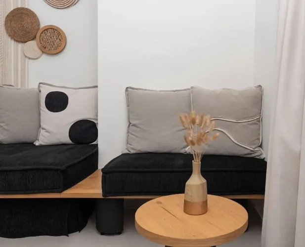 Aristotle Suites