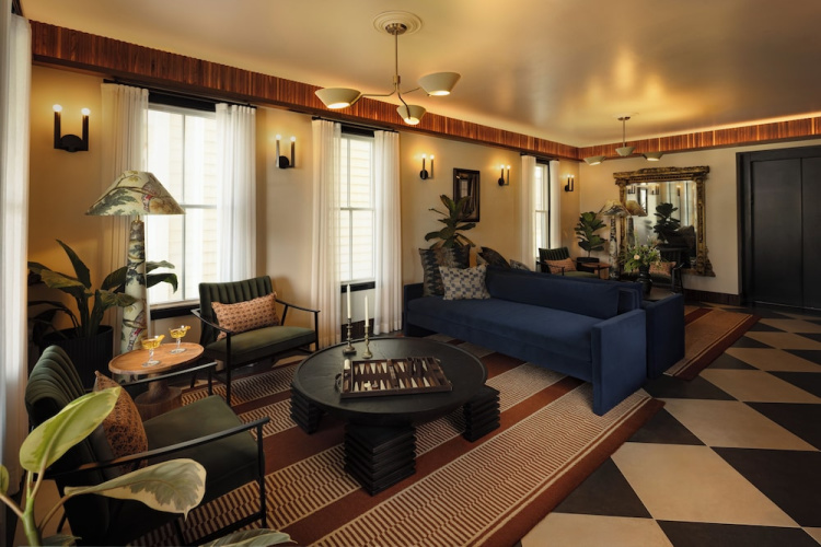 Hotel Albatross