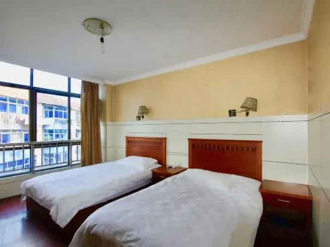 Pinghu Jiuxing Hotel