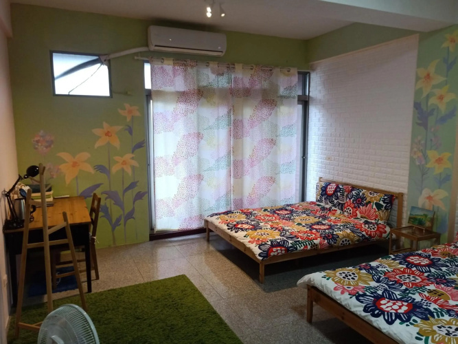 Fish hostel