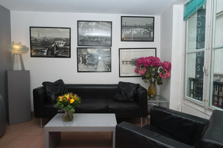 Trendy Canette Hotel