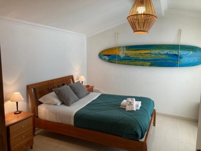 3 Bedrooms Apartment