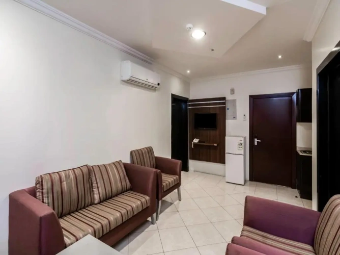 2 Bedrooms Apartment