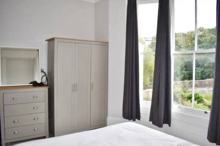 2 Bedroom Apartment in Seven Dials