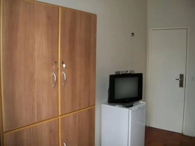 Standard Single Suite