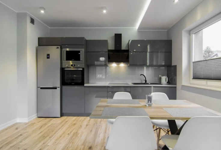 Apartment with balcony