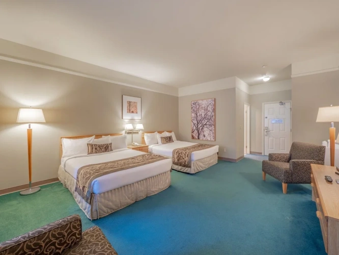 Standard Quadruple room with balcony