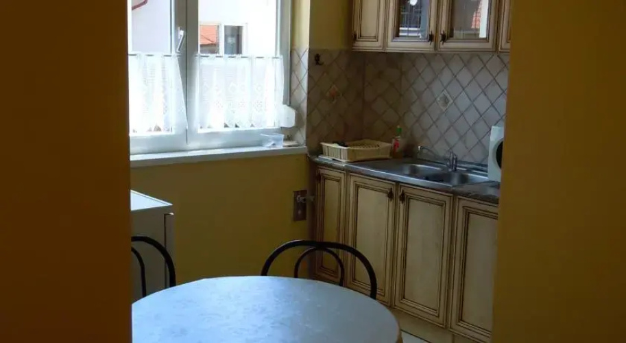 Apartman Era