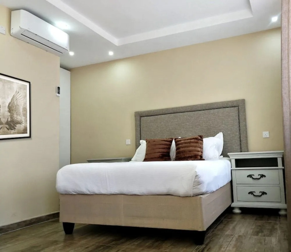 Bradley Gardens Lodge