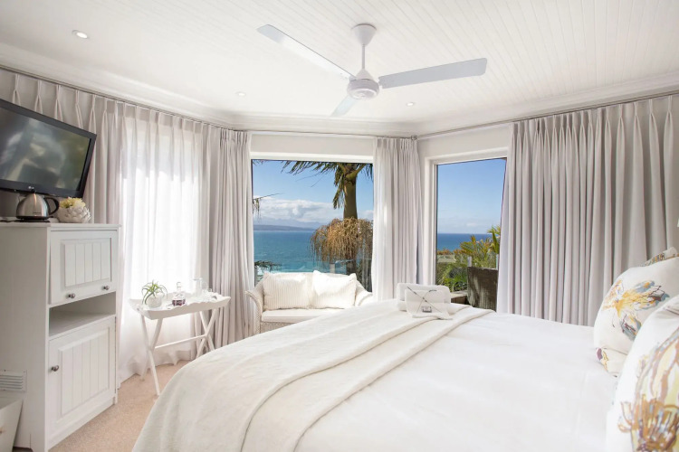 Ocean Watch Guest HouseOver view