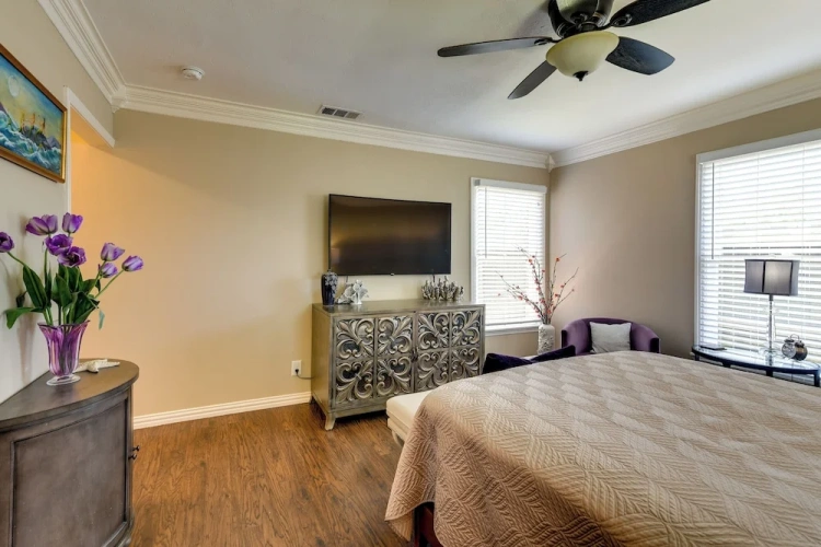 Guest rooms