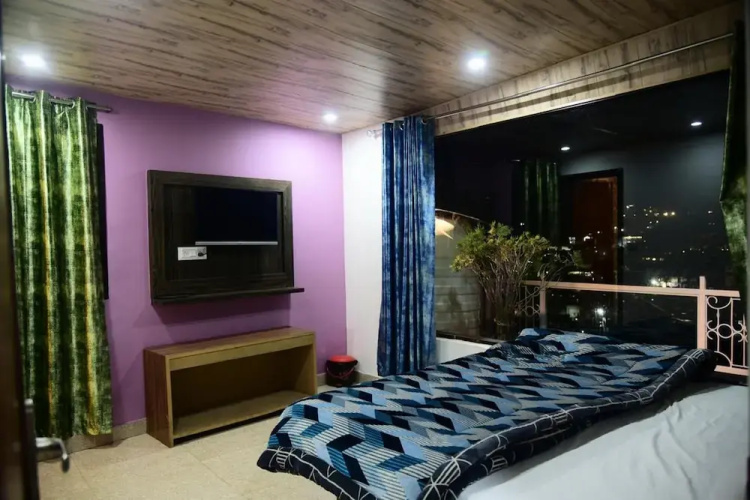Aatithi Hotel By GRB