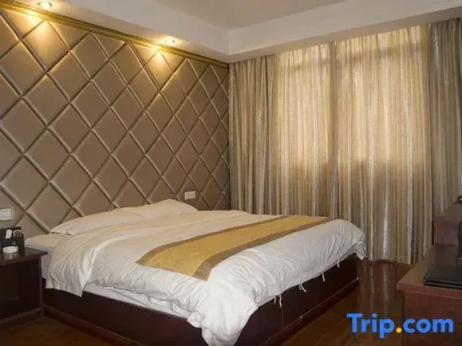 1 Bedroom Double Suite
