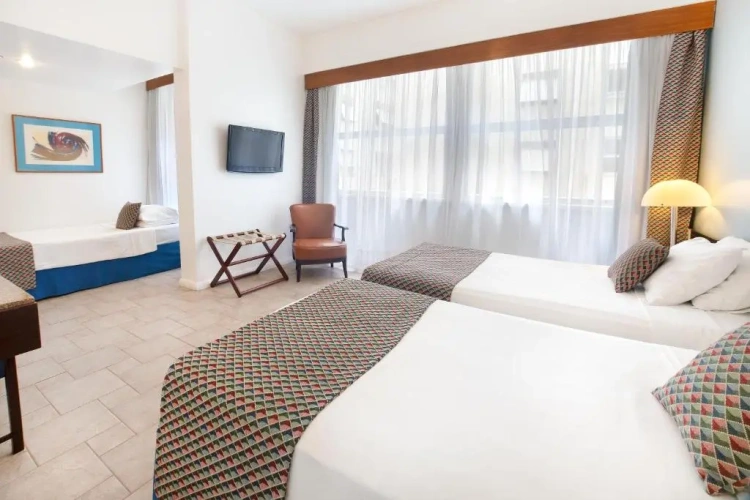 Superior Triple room