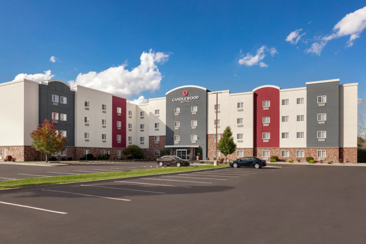 Candlewood Suites Springfield - Springfield, IL
