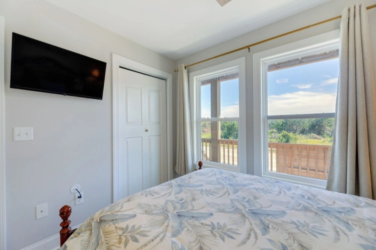 4 Bedrooms Cottage