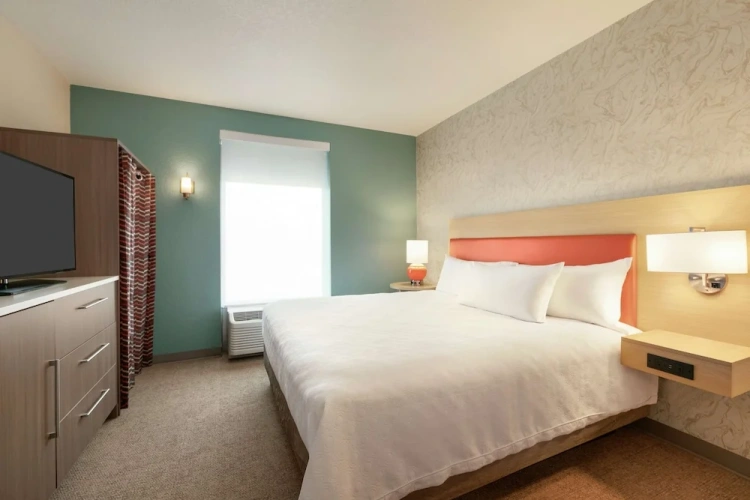 Accessible Double Suite