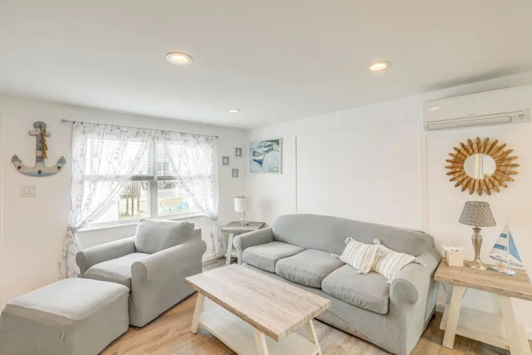 Beachfront Salisbury Retreat w/ Fire Pit & Grill