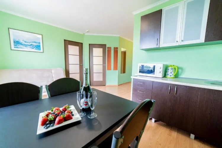 2 Bedrooms Apartment