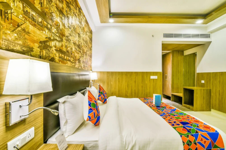 FabHotel Salt
