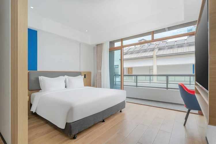 Standard Double room with balcony