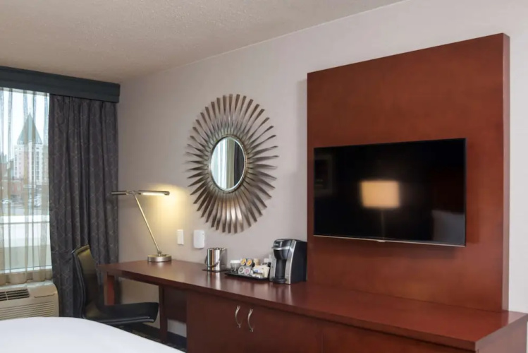 DoubleTree by Hilton Schenectady